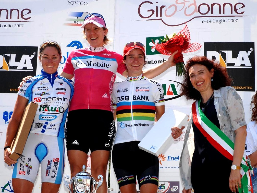 Immagine della premiazione di tappa a San damiano